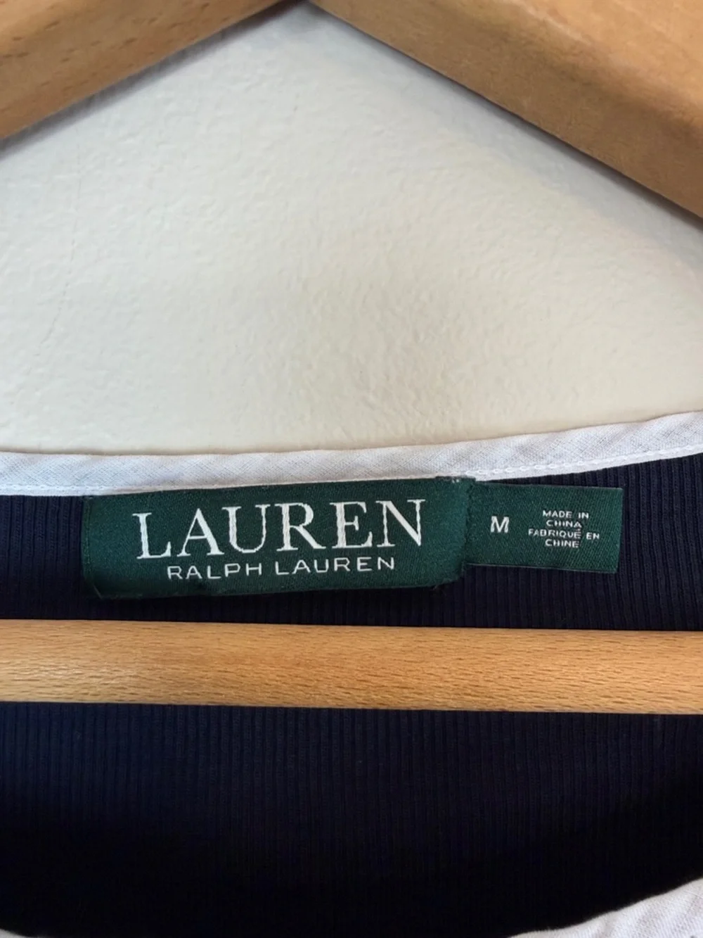 Lauren Ralph Lauren Medium M Ribbed Top Flutter Sleeve Navy Blue Baby Tee Shirt